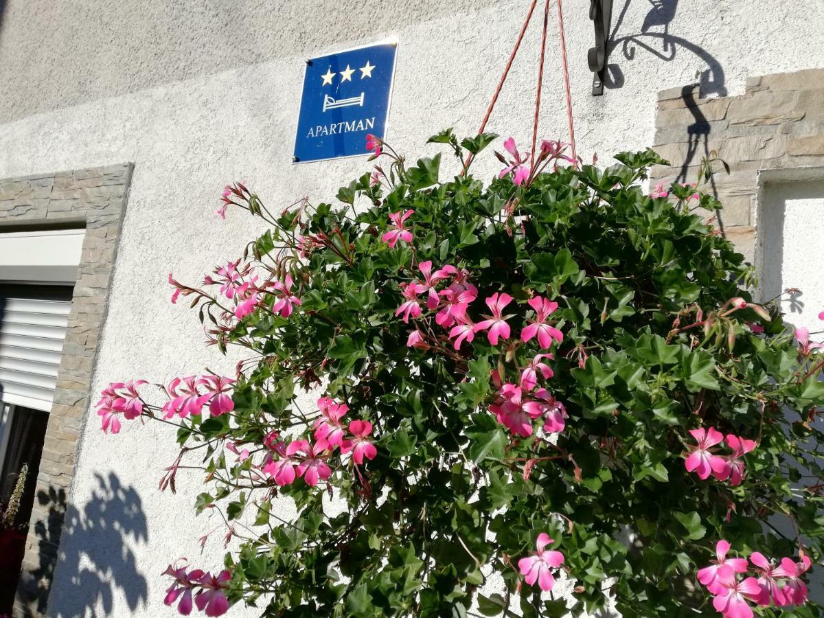 Apartman Teuta Zagreb Luaran gambar