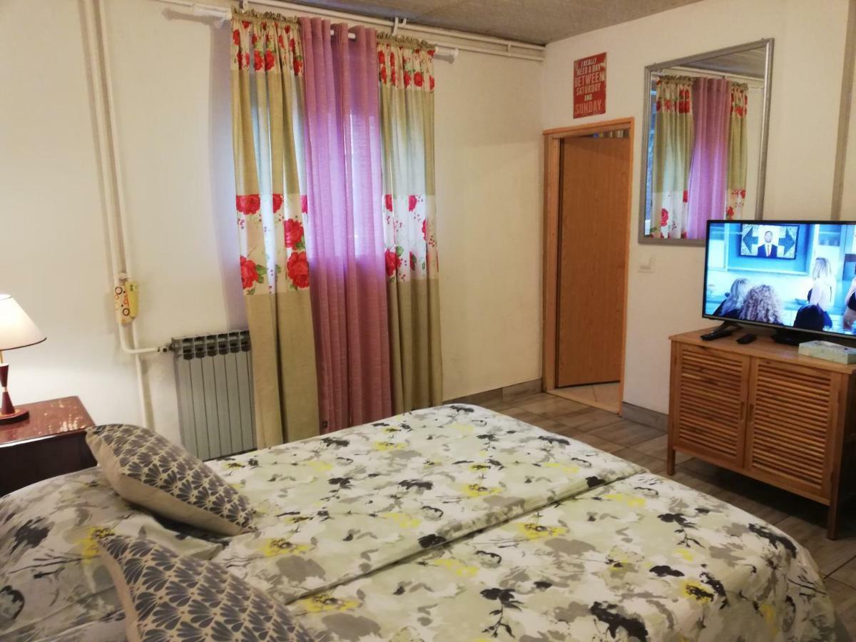 Apartman Teuta Zagreb Luaran gambar